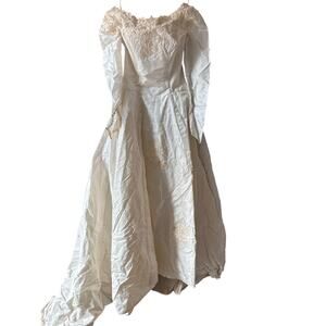 Vintage Ivory Lace Applique Wedding Dress Train Small 27" Waist